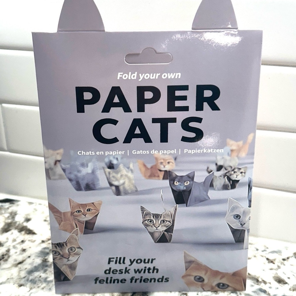 Fold Your Own Paper Cats Origami Kit! 50 Sheets - Multiple Breeds and Sizes! NWT - Picture 1 of 8
